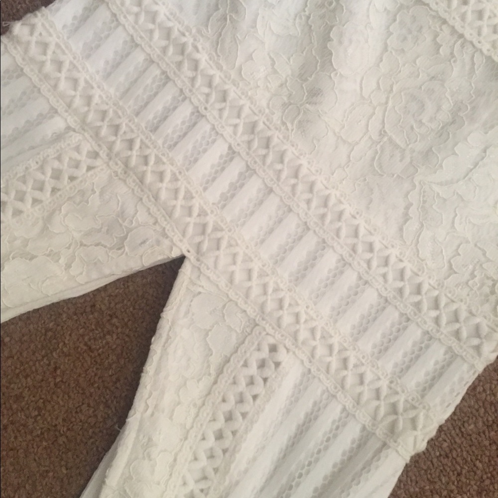 White lace mini summer dress - Picture 5 of 6